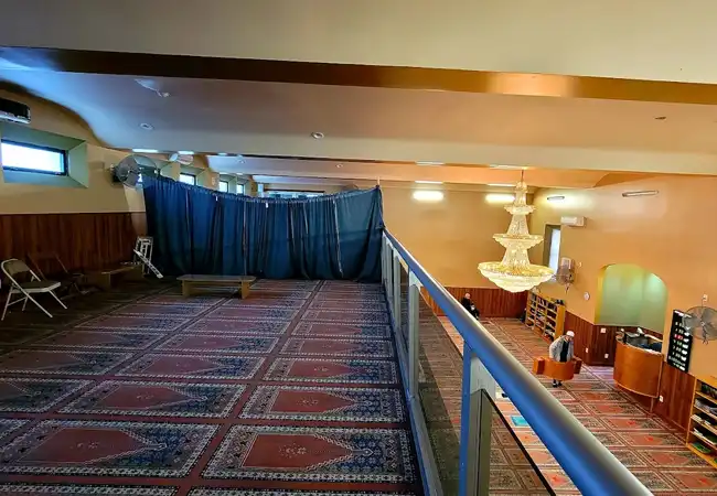 Masjid Al-Eiman Mosque 