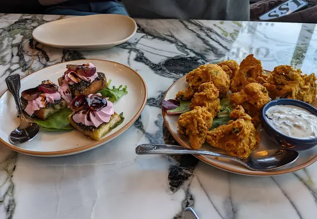 Qanoon Restaurant