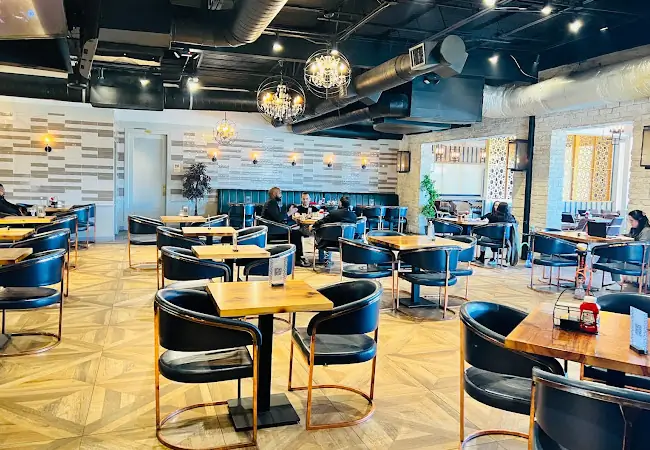 La Pasha Lounge & Grill