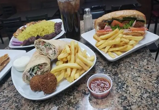 Raja Sandwich And Wings