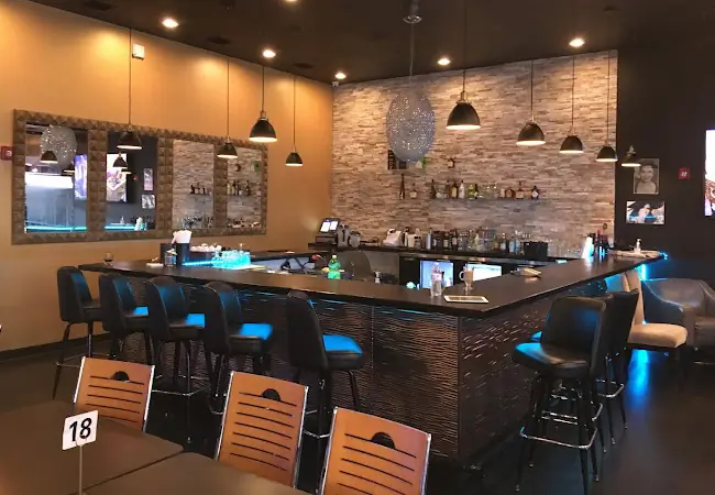 Makani | Upscale Mediterranean Cuisine Bar & Hookah Lounge