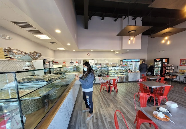 Suzie's Pastry Shoppe
