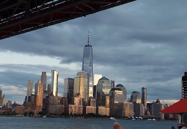 Circle Line Sightseeing Cruises