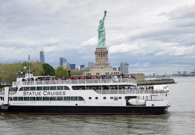 Statue City Cruises Battery Park/ Liberty Island