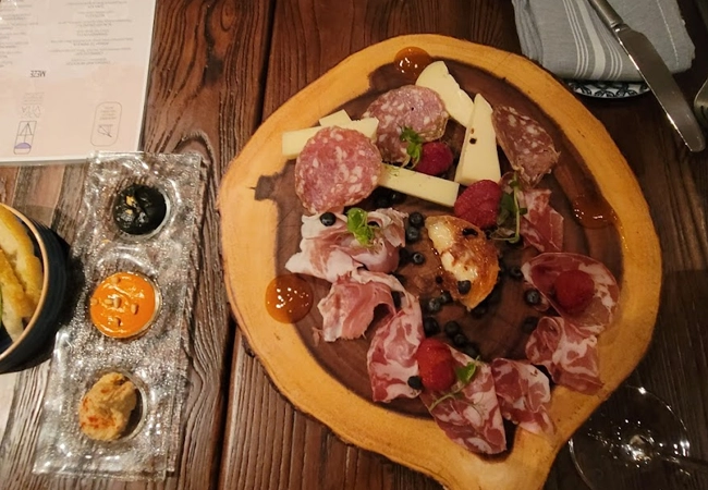 Dolce Vita Coastal Mediterranean Cuisine
